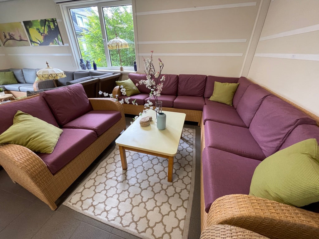 7 zits Bamboe kleur wicker Loungebank met oud roze All-weather Kussens + Love seat